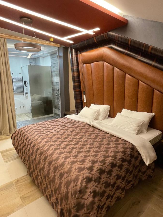 Hotel Havana Loznica Buitenkant foto