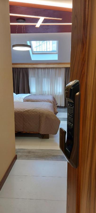 Hotel Havana Loznica Buitenkant foto