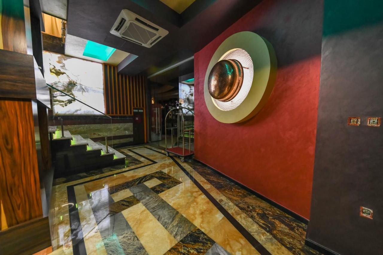 Hotel Havana Loznica Buitenkant foto